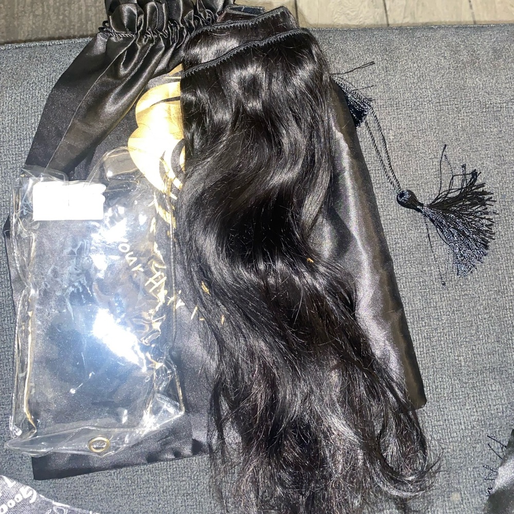 16 in Human hair extensions